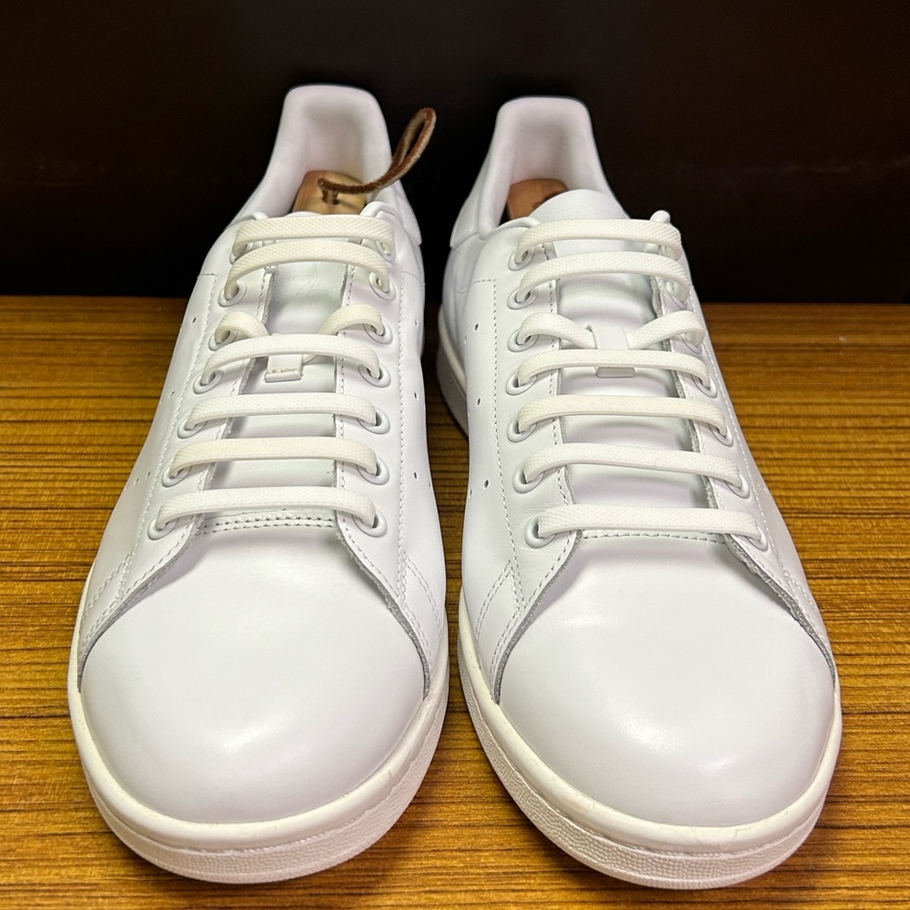 Adidas Stan Smith Sneakers! Worn one time, excellent condition. UK 10.5 US 11